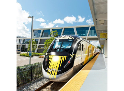 BRIGHTLINE TRAIN - (SAÍDAS DE MIAMI PARA ORLANDO)